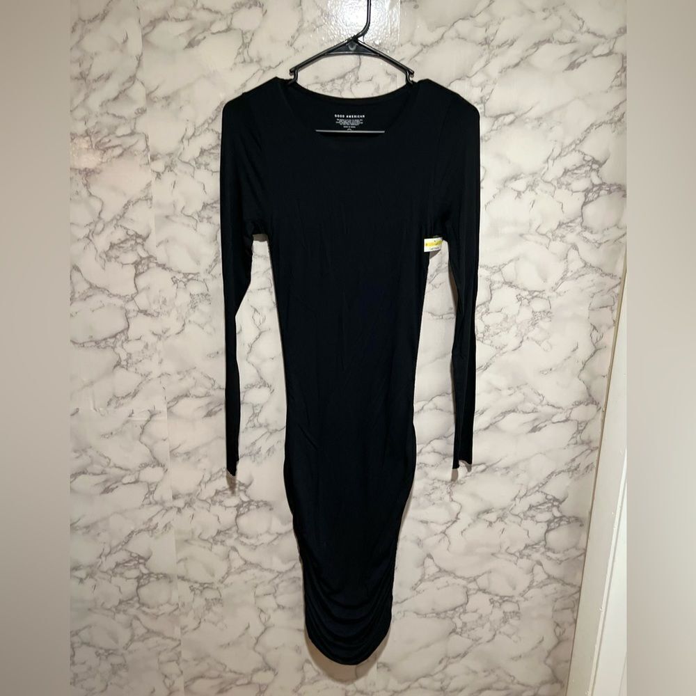 Good American Slinky Ruched Long Sleeve Dress - Picture 2 of 11